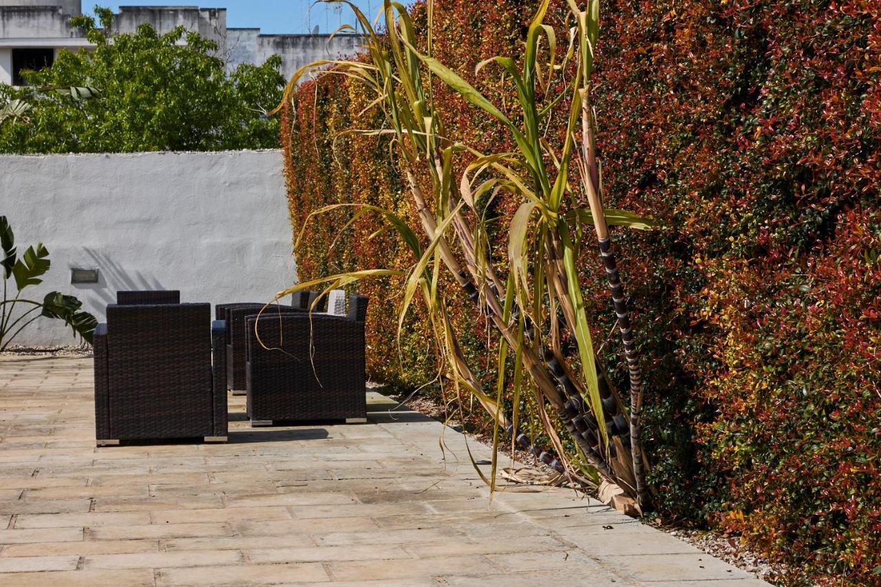 Hotel Il Giardino Di Flora Con Piscina Lecce Exterior foto