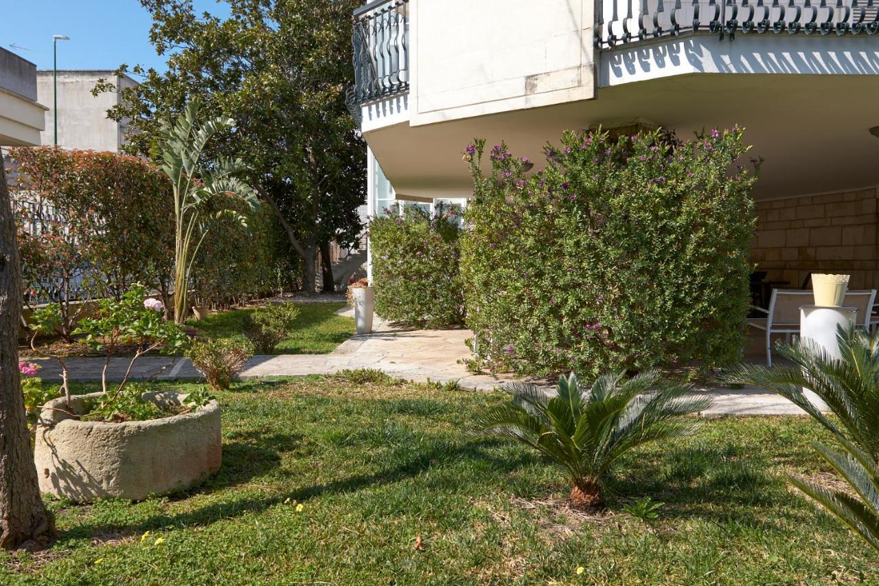 Hotel Il Giardino Di Flora Con Piscina Lecce Exterior foto