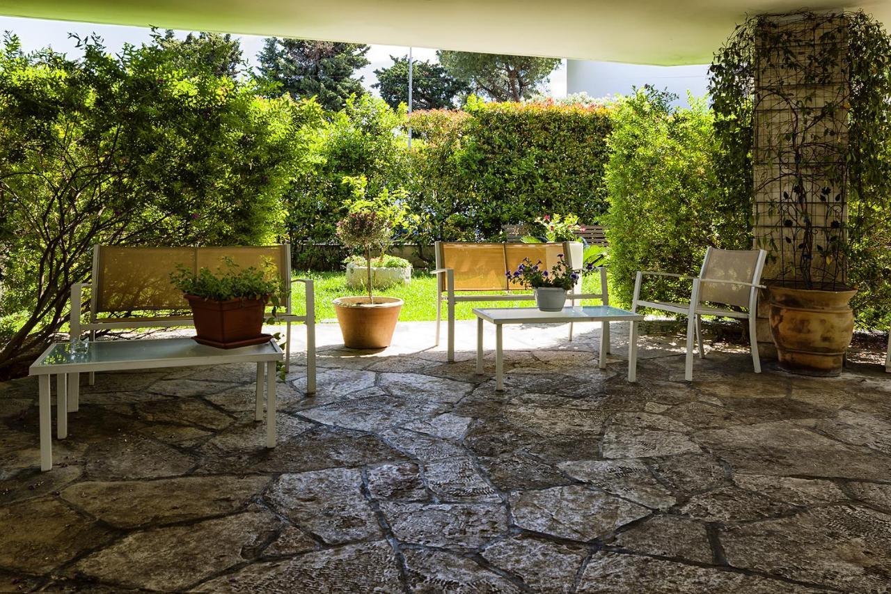 Hotel Il Giardino Di Flora Con Piscina Lecce Exterior foto
