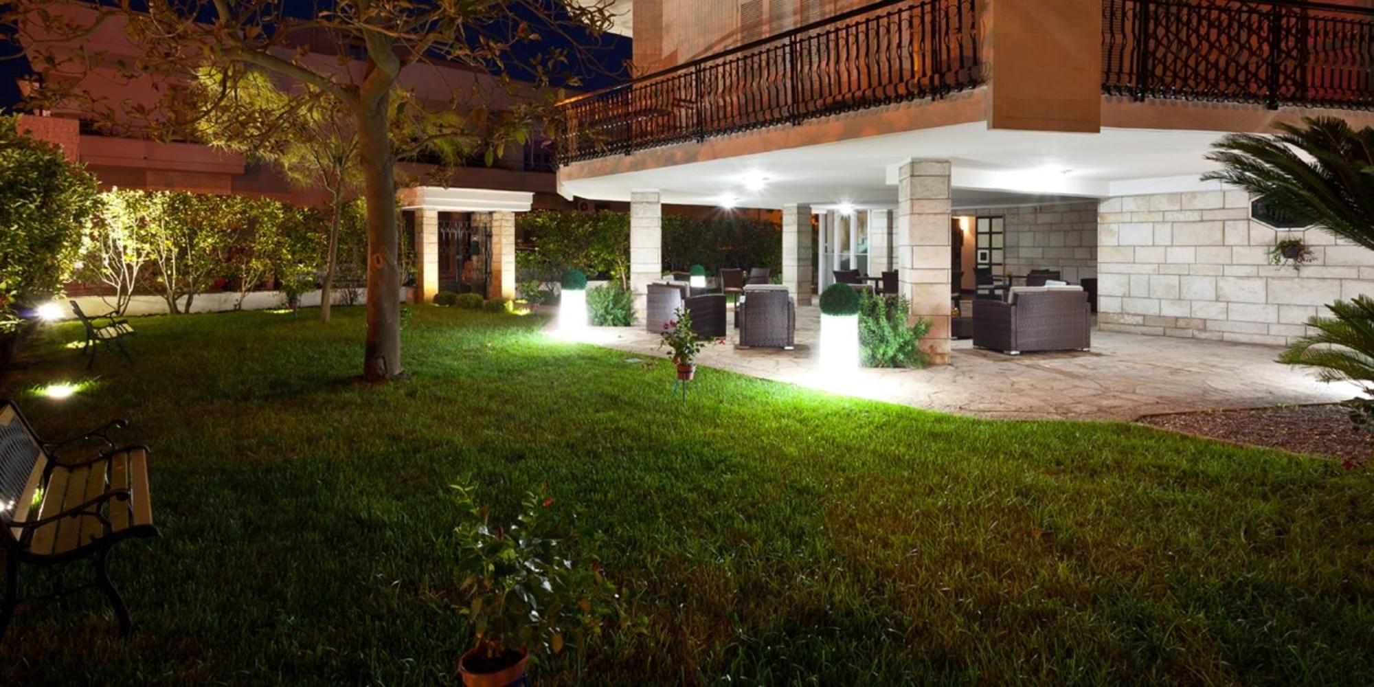 Hotel Il Giardino Di Flora Con Piscina Lecce Exterior foto