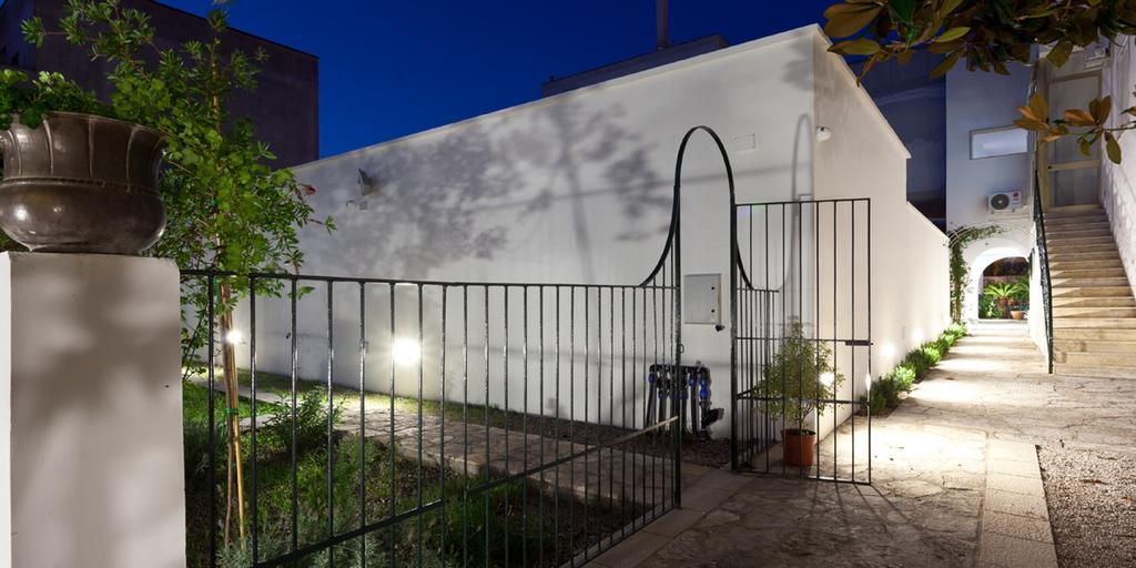 Hotel Il Giardino Di Flora Con Piscina Lecce Exterior foto